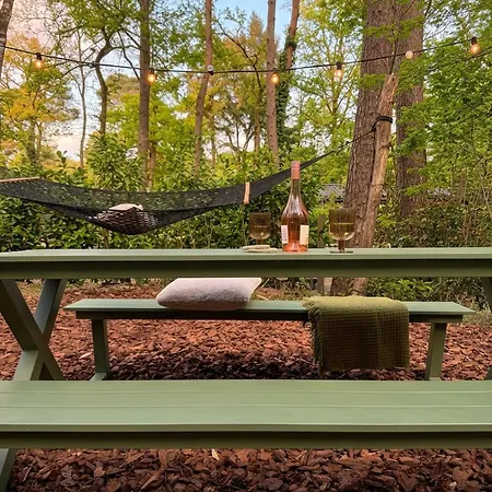 Hébergement de vacances îki Nature Lodge, Boutique Forest In The Veluwe Forest *